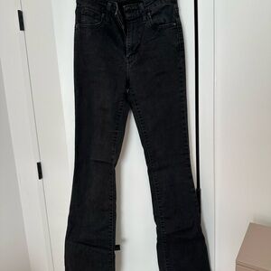 Levi’s 725 High Rise Bootcut in Black